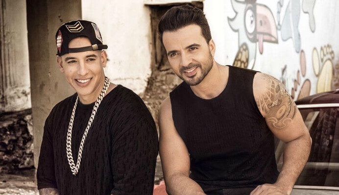 Любящая жена записала знаменитый хит с помощью храпа мужа: опубликовано видео