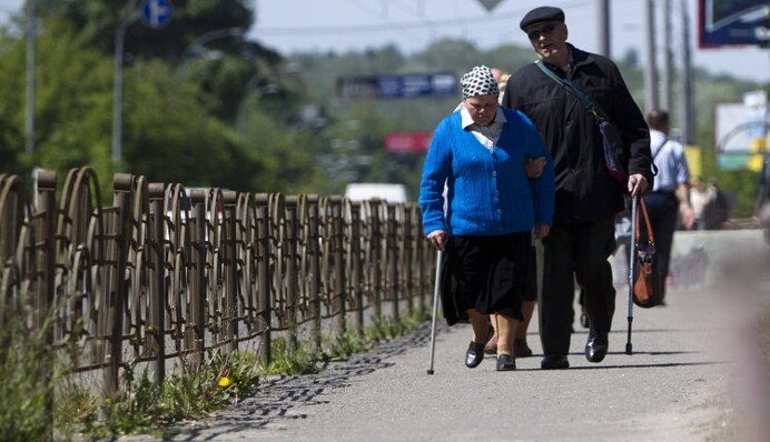 ​Пенсионная полуреформа: нерешительность убивает страну