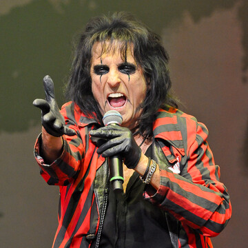 Легендарный рокер нашел в кладовке неизвестную картину Уорхола: опубликовано фото