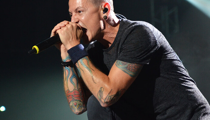 У тебя было самое большое сердце: Linkin Park обратились к покойному Честеру Беннингтону