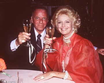 Умерла вдова легендарного Фрэнка Синатры: фото и интересные факты из жизни Барбары Маркс