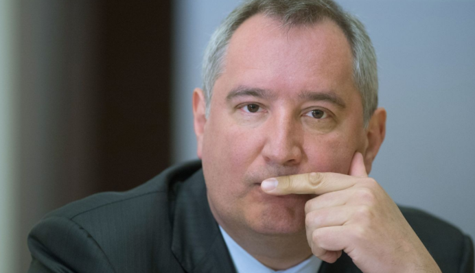 Ленка - голая коленка: появилось видео с неожиданной песней российского вице-премьера о любви