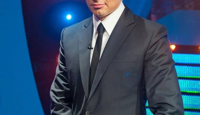 Украинский шоумен сделал предложение своей девушке: появилось эмоциональное видео