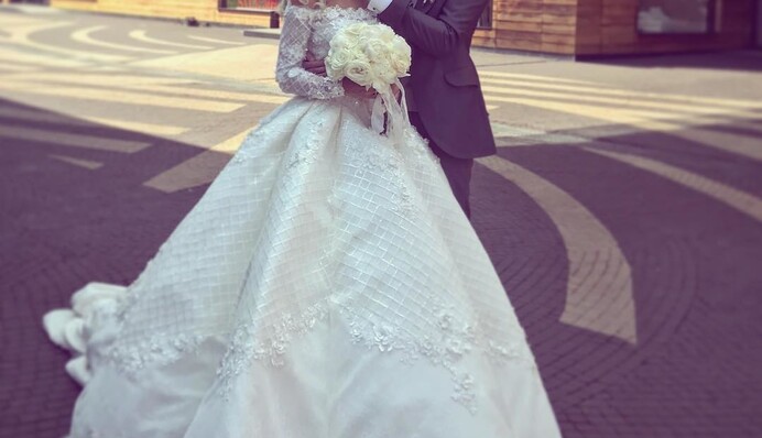 Под небесами: в сети появилось видео невероятного свадебного танца внука Пугачевой