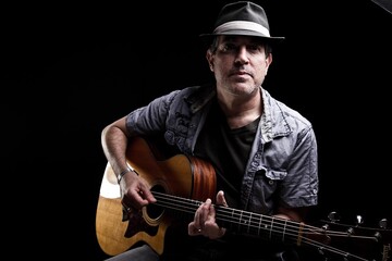 В США скоропостижно скончался известный музыкант