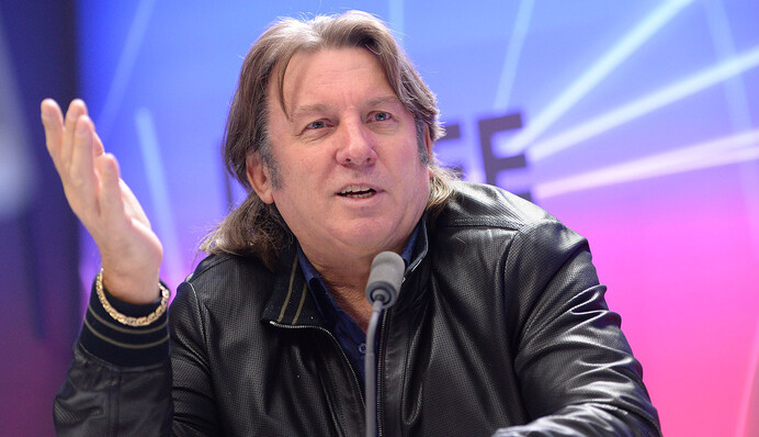 Скандальный 