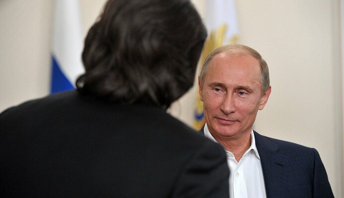 В уходе  Малахова с росТВ нашли след Путина