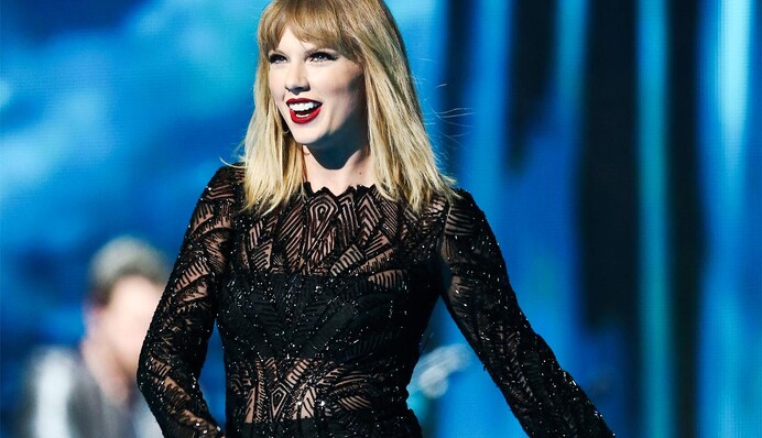 Дело на три миллиона долларов: знаменитая певица выиграла суд против диджея-ловеласа