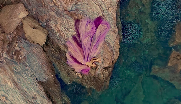 Падчерица главного пиарщика Путина сняла свой первый клип: опубликовано видео