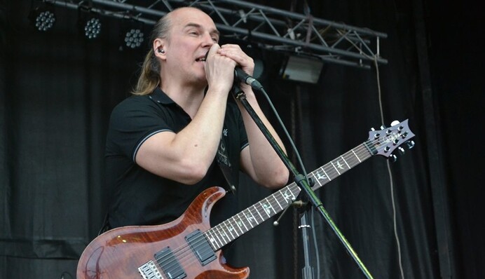 В сети высмеяли концерт российских рокеров в Донецке: опубликованы фото и видео