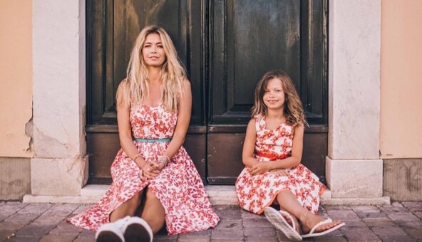 В сети раскритиковали внешность дочери-школьницы украинской звезды: опубликовано фото