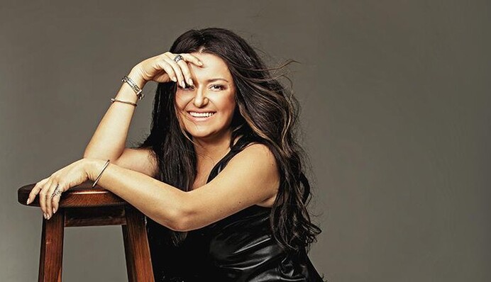 50 оттенков серого: Могилевская заинтриговала фото и видео с партнером по шоу 