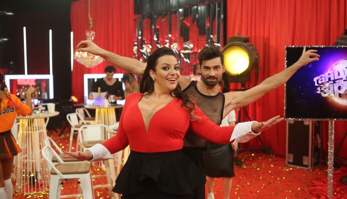 Выбывшая из 