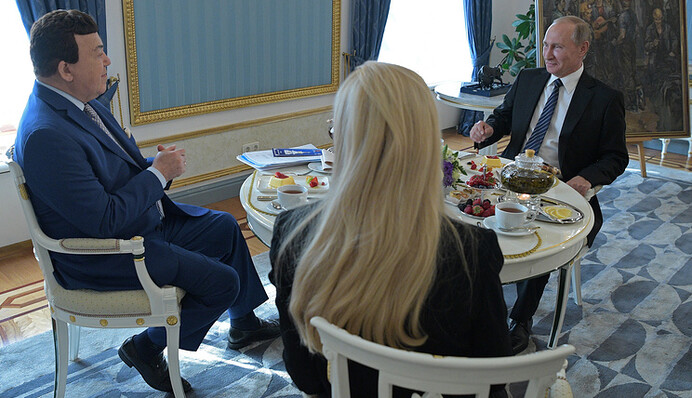 Юбилей Кобзона: стало известно, что подарил певцу Путин