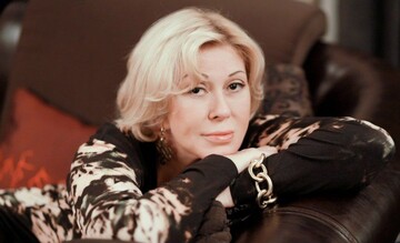 Российская королева шансона рассмешила сети отсутствием белья на 