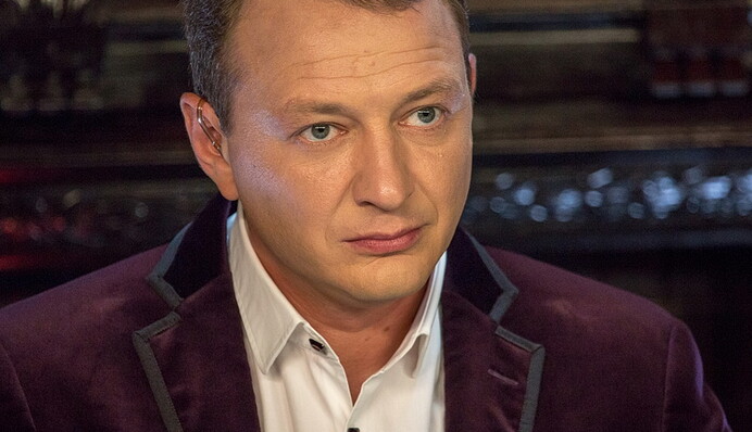 Известный российский актер и телеведущий попал в 