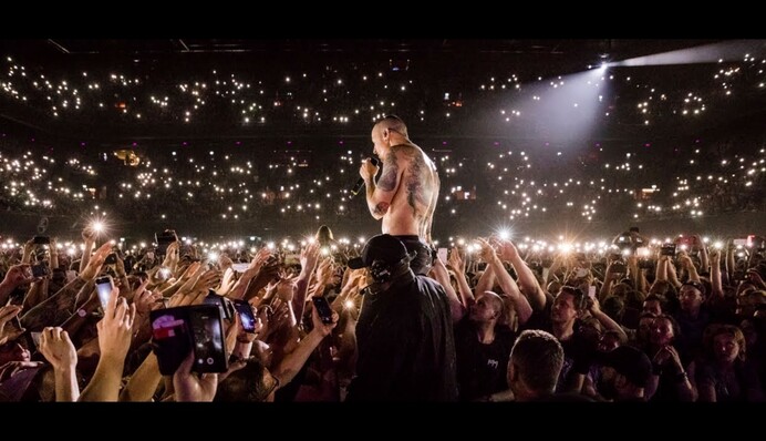 Linkin Park презентовали трогательный клип с умершим Беннингтоном: опубликовано видео