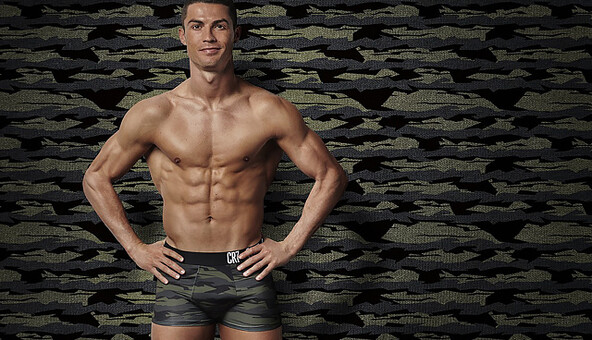 Роналду снялся в рекламе белья своей марки: яркие фото и видео