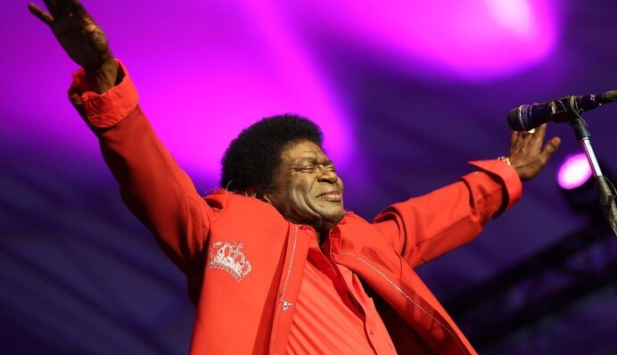В США скончался известный соул-певец: лучшие песни Чарльза Брэдли