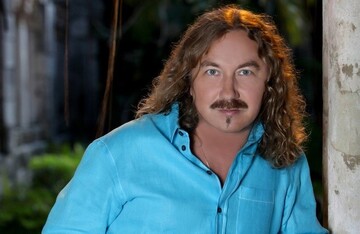 Известный российский певец публично признался в любви другой женщине: опубликовано фото