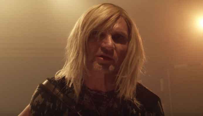 Скрипка в образе Кобейна выпустил клип на украинскую народную песню: видео