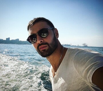 Брошенный невестой Козловский похвастался пикантными фото из Турции