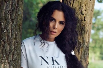 Как сестры: украинская певица восхитила сети фото с мамой