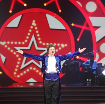 Комаров отказался от участия в 