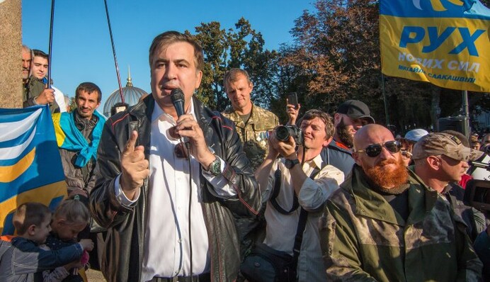 Саакашвілі і не тільки готують Порошенку гарячі дні: найбільш небезпечна дата