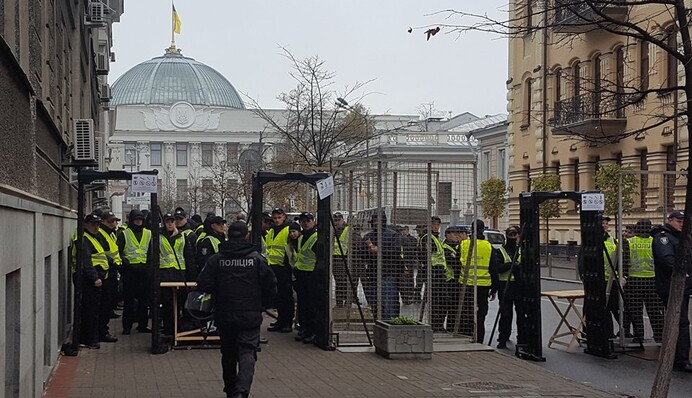 Протесты в Киеве: хроника, фото, видео и реакция соцсетей