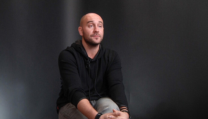 В Україні дві війни, і в одній з них сили добра беруть гору - журналіст Роман Бочкала