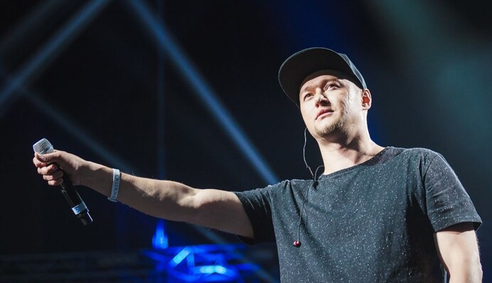 Люди теряют конечности, жизнь теряют: украинский музыкант рассказал, почему не поет в России