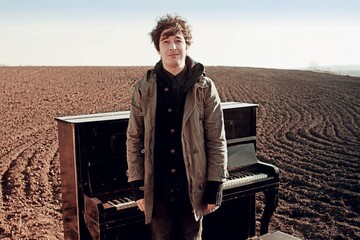 Мечтаю о том дне, когда эта война закончится: солист Pianoбой рассказал о главном в жизни