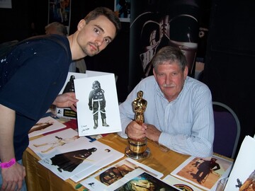 Умер создатель костюмов Дарта Вейдера и принцессы Леи