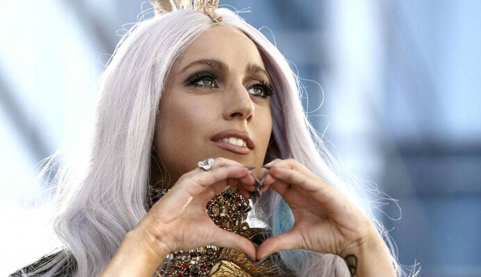 СМИ сообщили о помолвке Леди Гаги с ее агентом