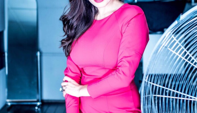 Украинская певица собралась в тур по России: опубликовано фото