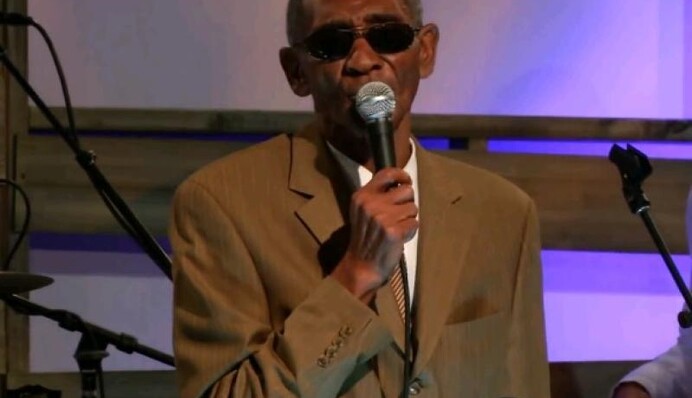 В США умер легендарный певец: биография и лучшие песни Роберта Найта