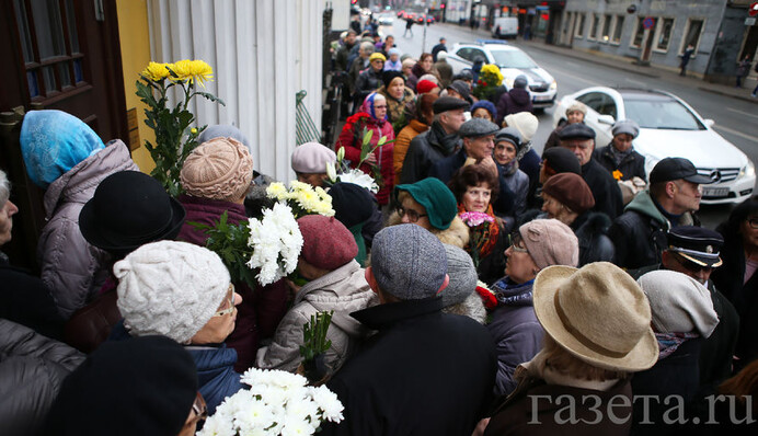 В Риге прощаются с Михаилом Задорновым: опубликованы фото и видео