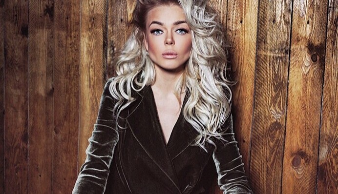 Украинская певица нашла странную работу в России: опубликовано фото