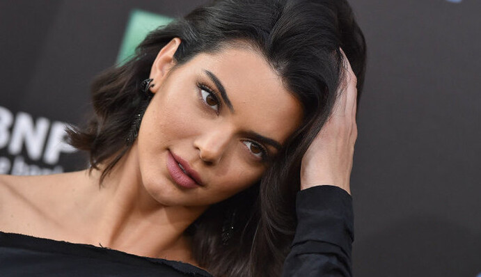 Названы самые высокооплачиваемые модели года: фото красавиц