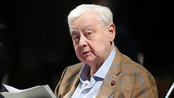 Не может дышать: СМИ сообщили об ухудшении состояния Табакова