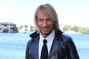 Популярный украинский певец признался, что спел бы для Путина: опубликовано видео