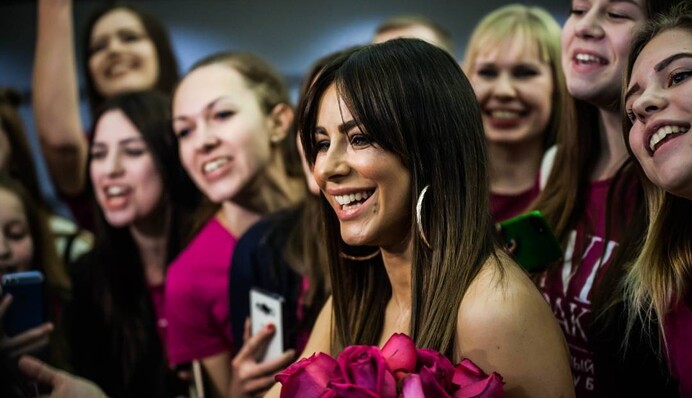 Лобода и Лорак похвастались, как их любят в России: опубликовано видео