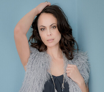 Жена Кличко записала рождественскую песню: опубликовано видео