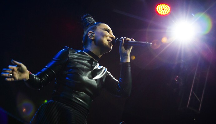 Мне тут очень хорошо: сбежавшая в Россию украинская певица рассказала о доме