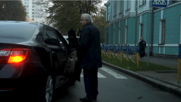 ​СМИ рассказали о покупке пресс-секретарем НААН дорогих туфель главе Академии