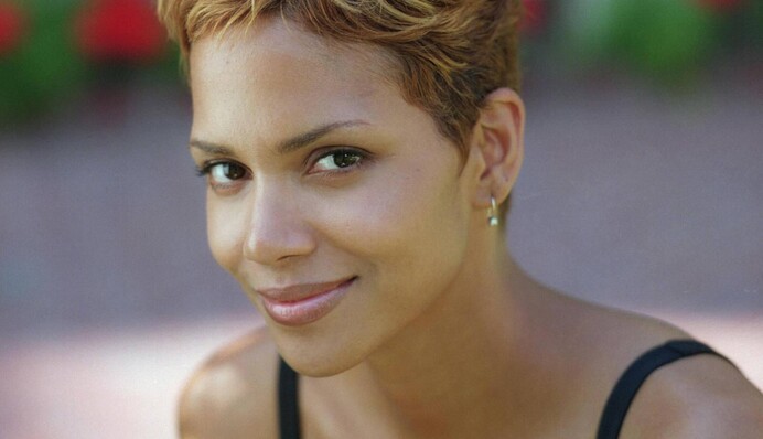 51-летняя голливудская звезда рассталась с молодым бойфрендом