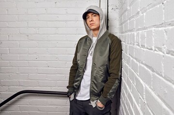 Знаменитый американский рэпер выпустил альбом после 4-летнего перерыва