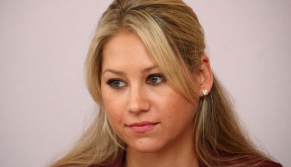 Курникова впервые стала мамой