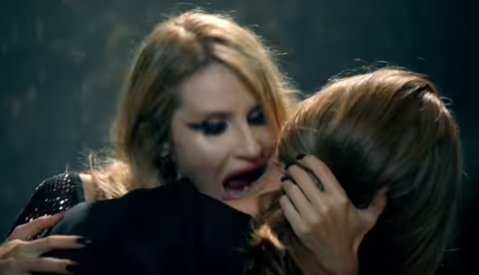 Лобода в новом клипе стала вампиром: опубликовано видео